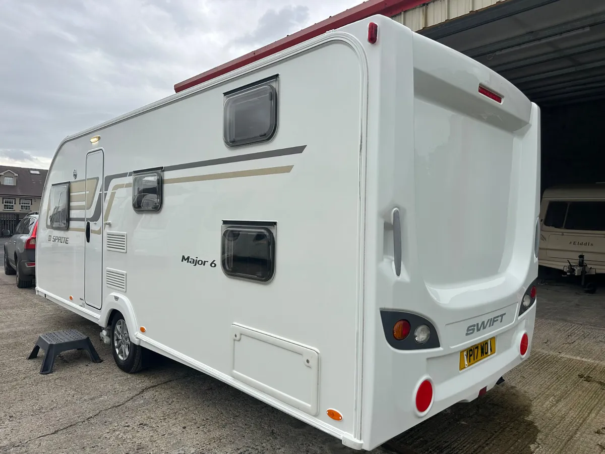 Caravan - Image 2