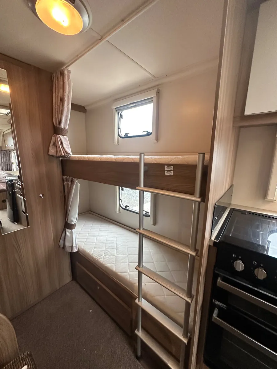 Caravan - Image 3