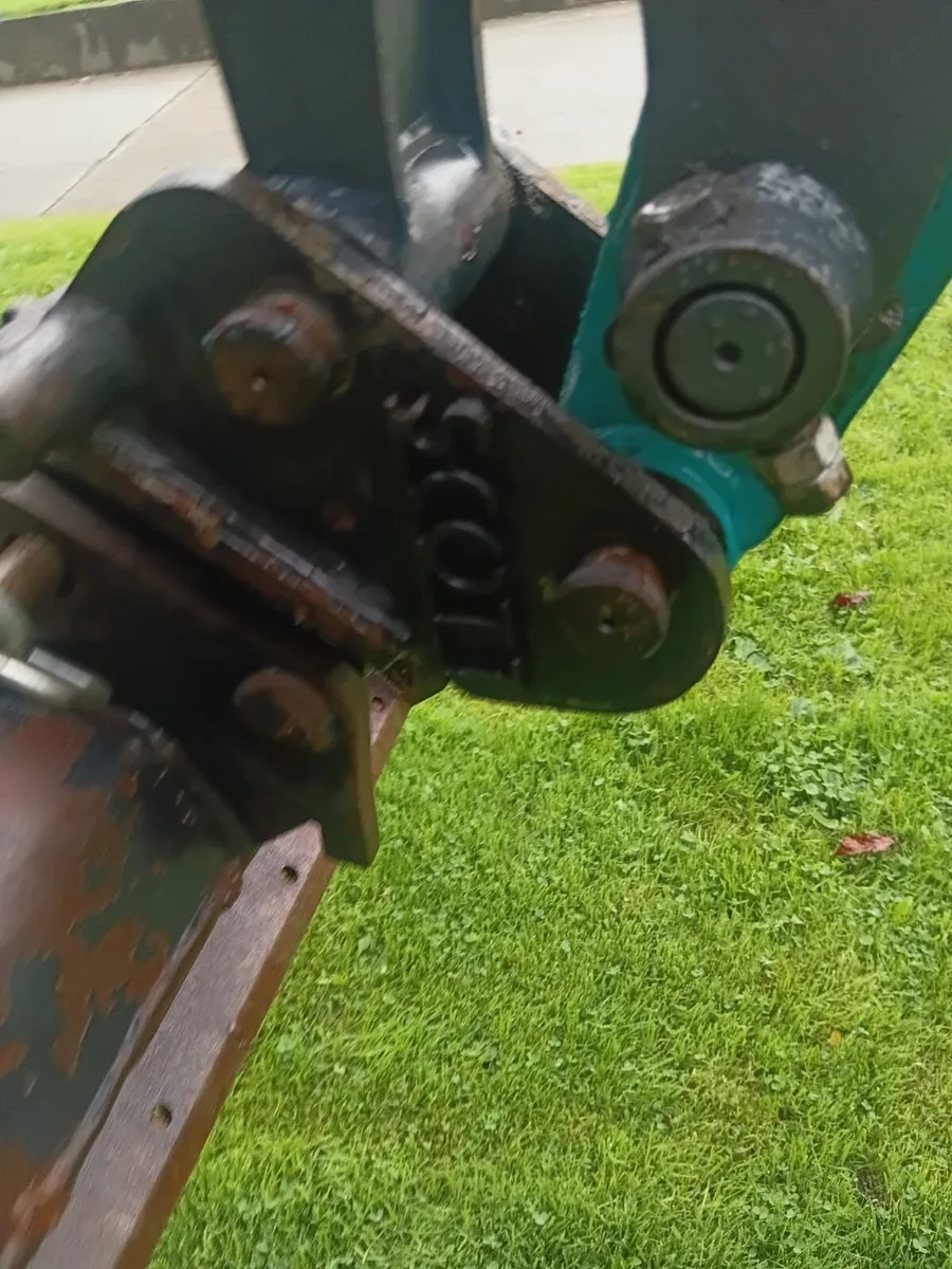 Sunward micro digger - Image 2