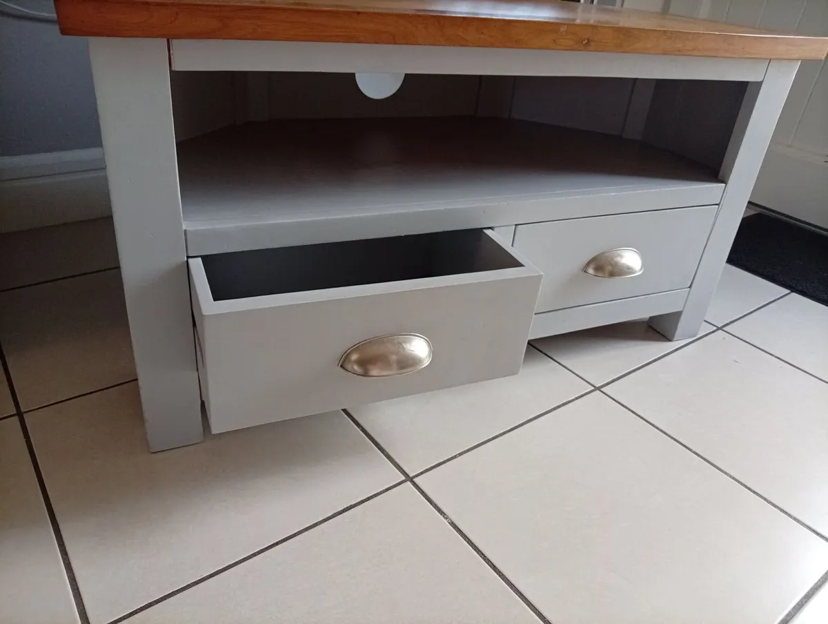 Tv unit - Image 1