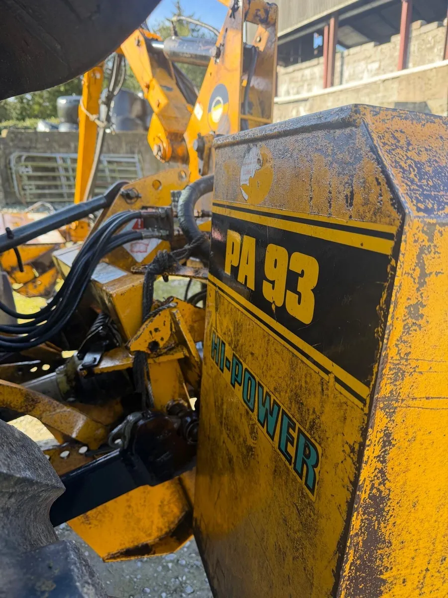 McConnel PA93 Hi-Power Hedgecutter - Image 4