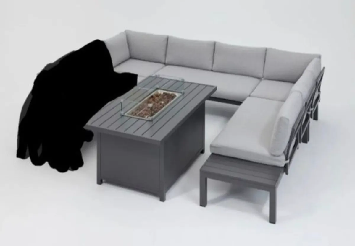Garden furniture & firepit table - Image 2
