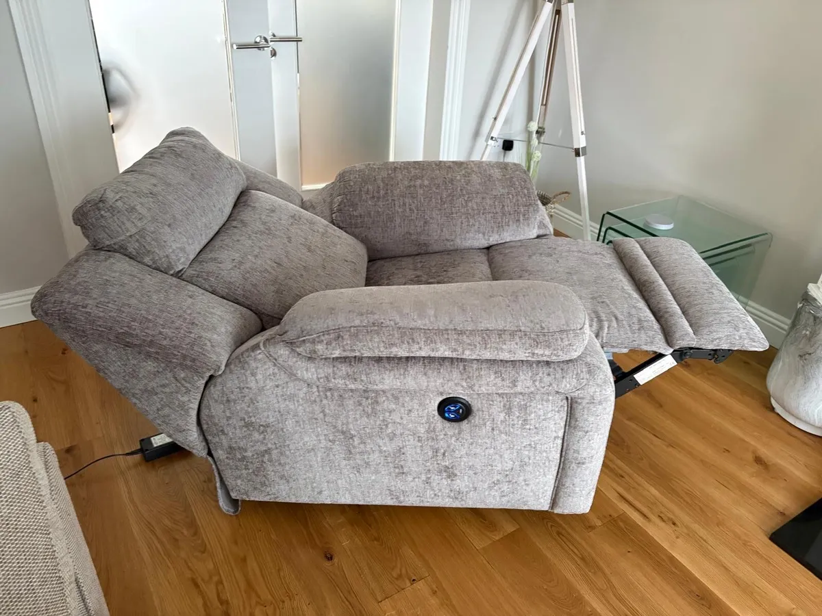 Chair - Image 2