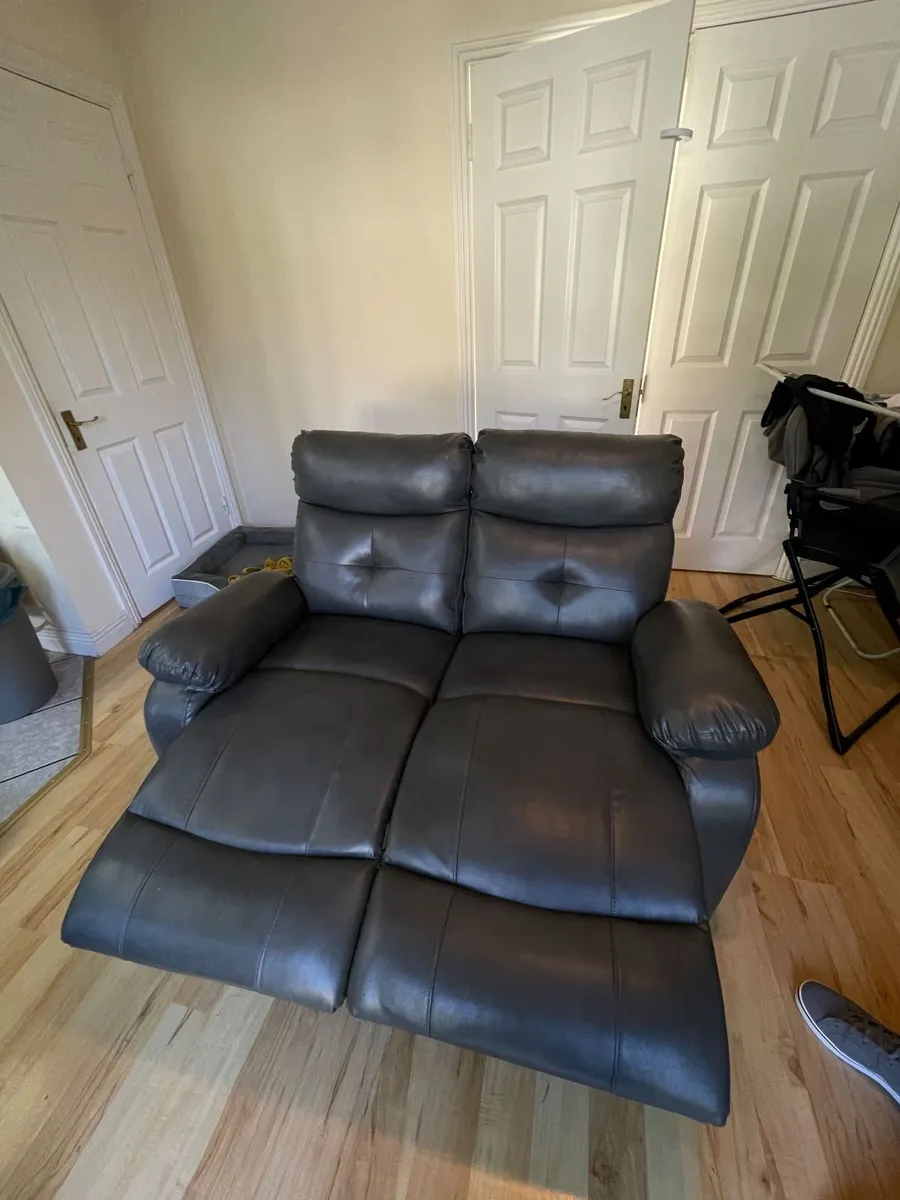 Couch - Image 3