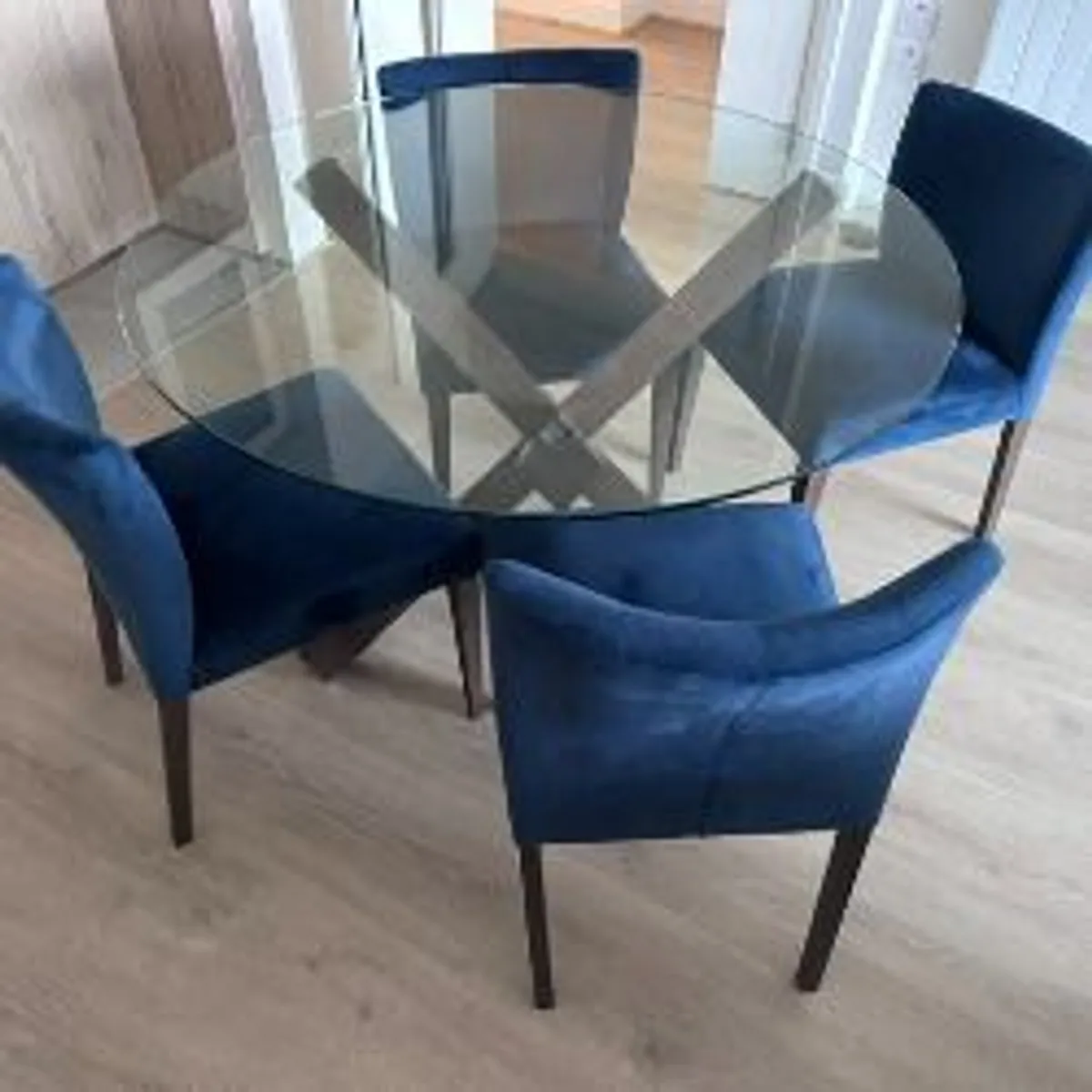Dining Table & Chairs - Image 1