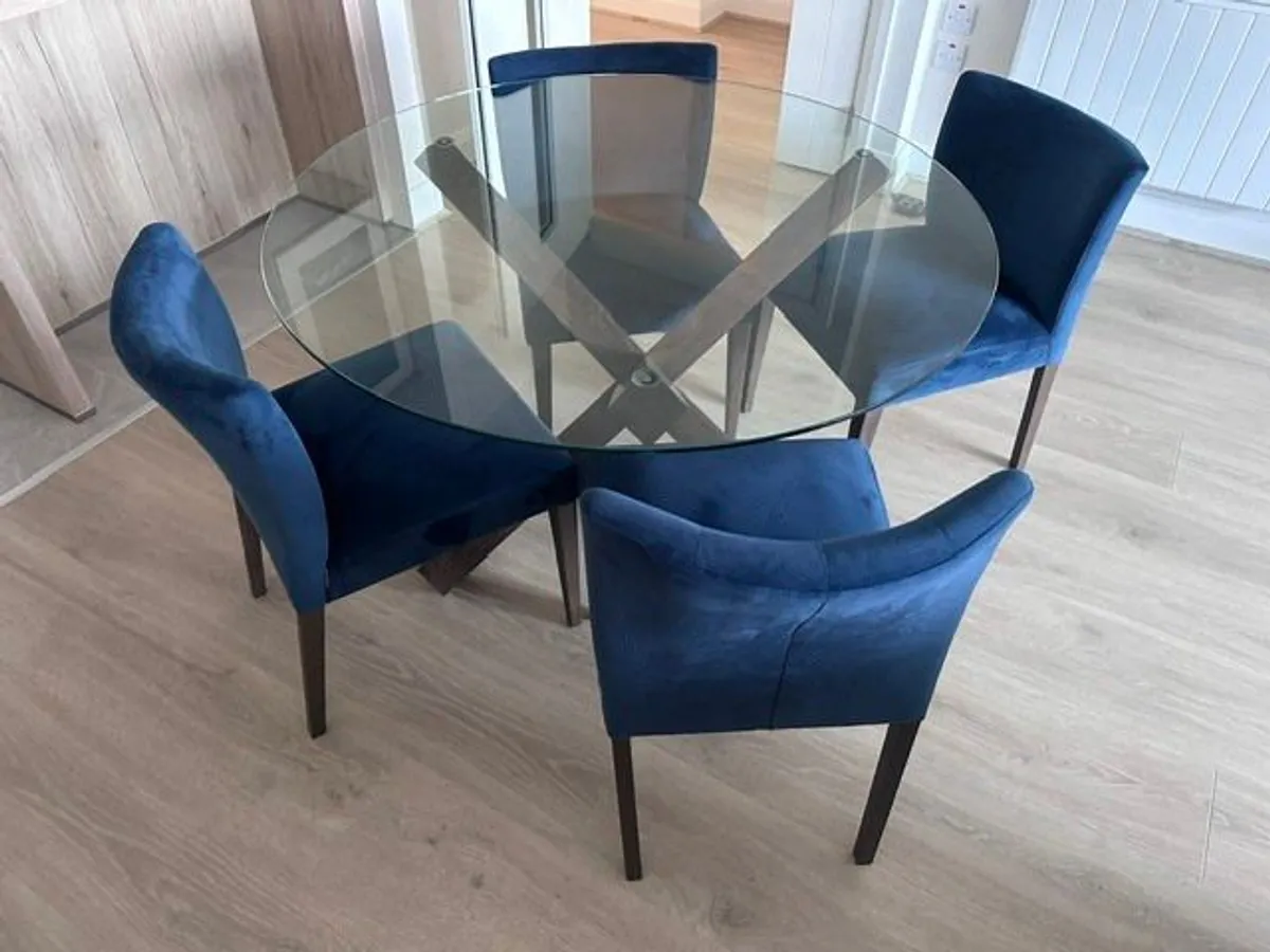 Dining Table & Chairs - Image 3
