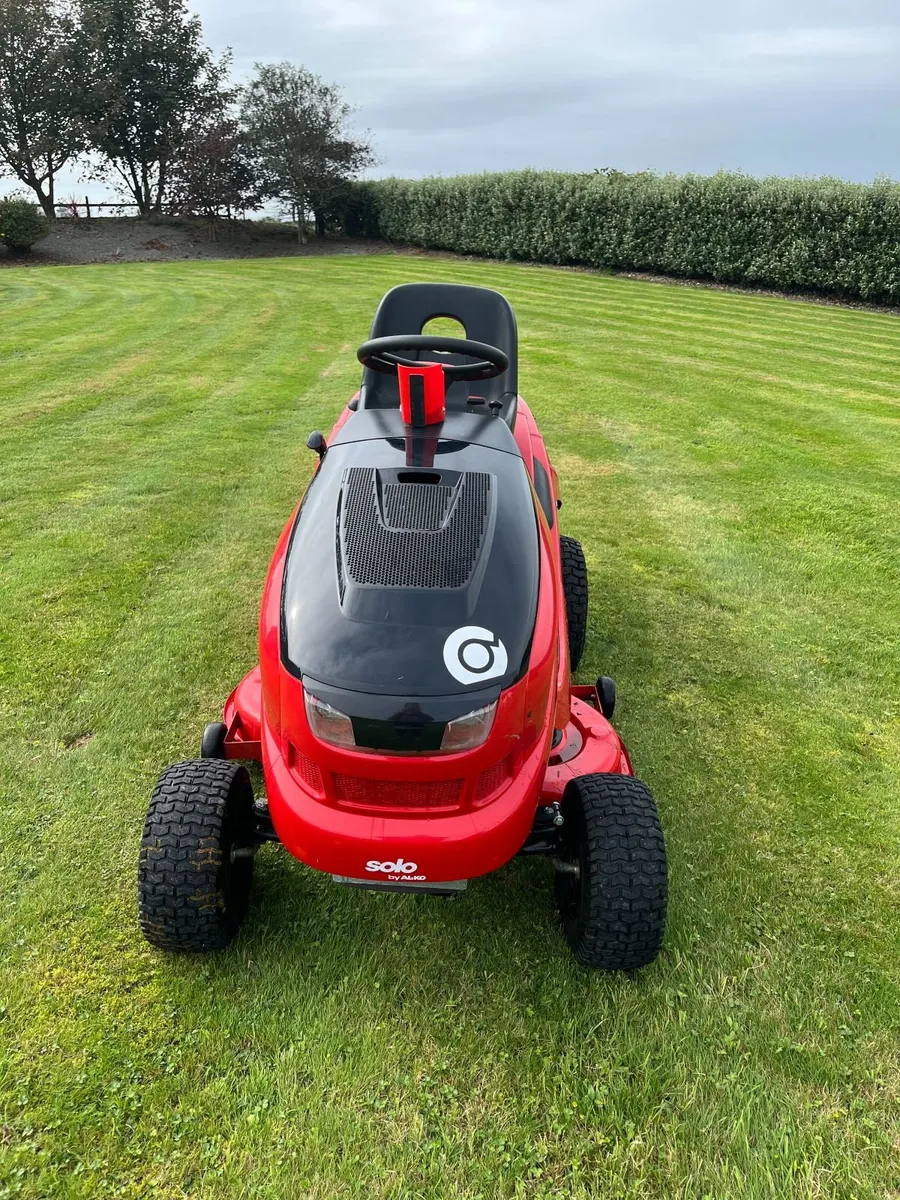 Ride on Lawn Mower - Image 2