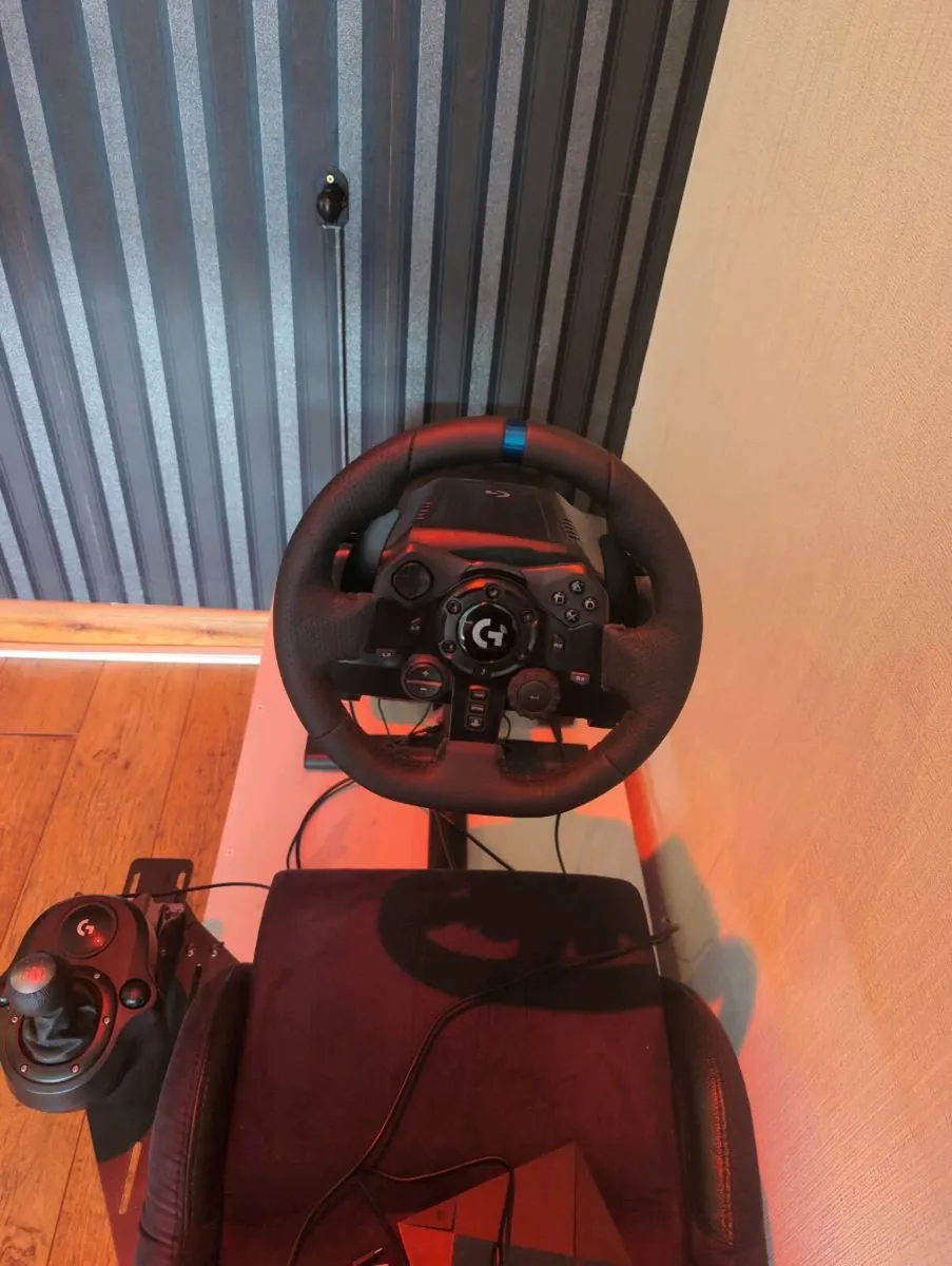 Racing chair with Logitech true force quail with p - Image 2