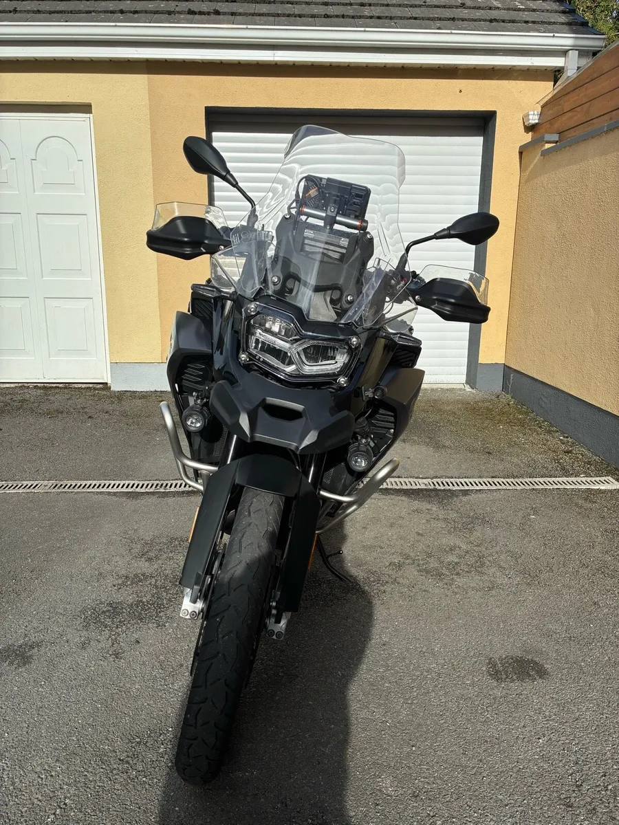 Bmw F850GS Adventure 2023 - Image 2