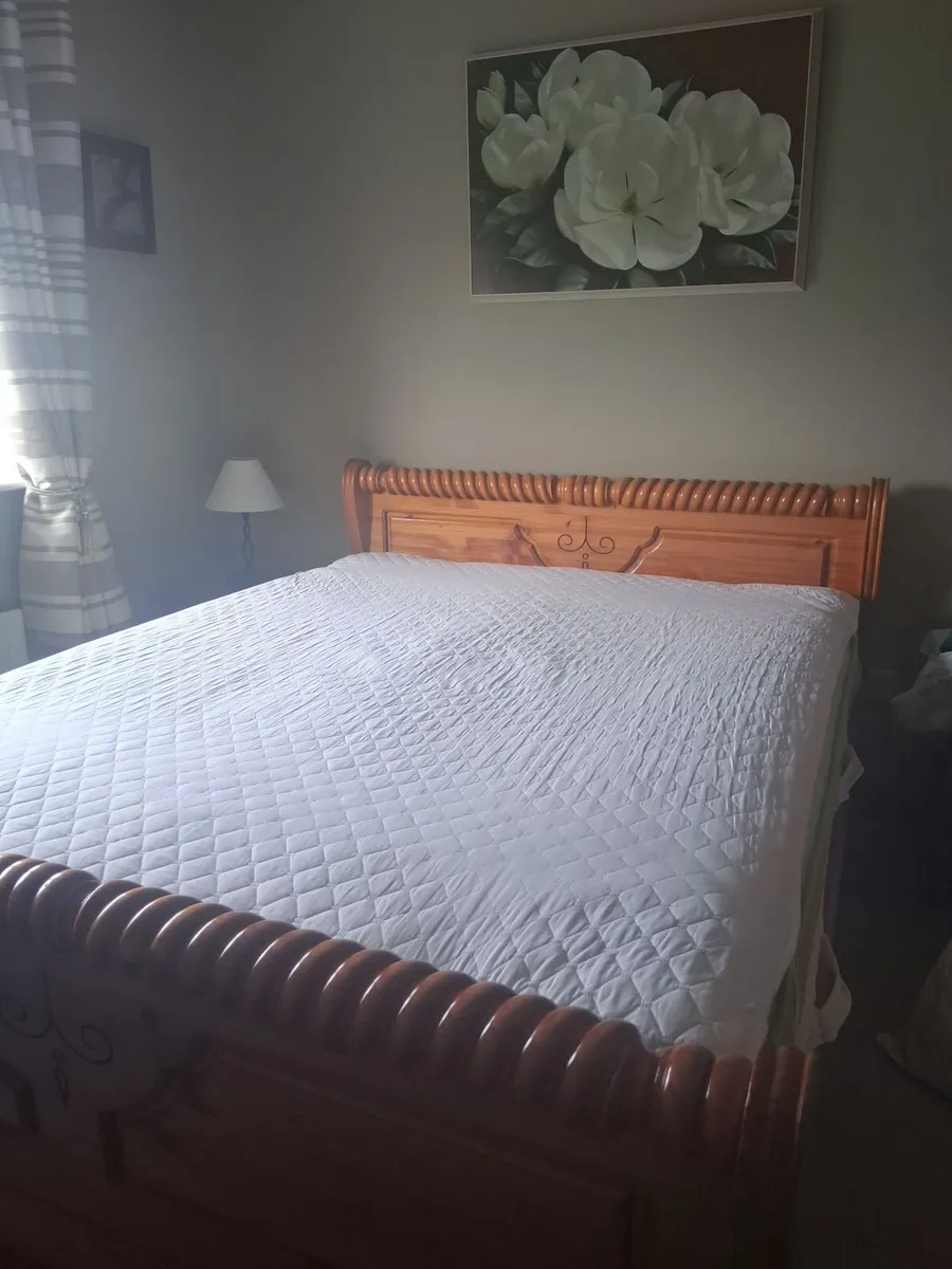 Bed - Image 3