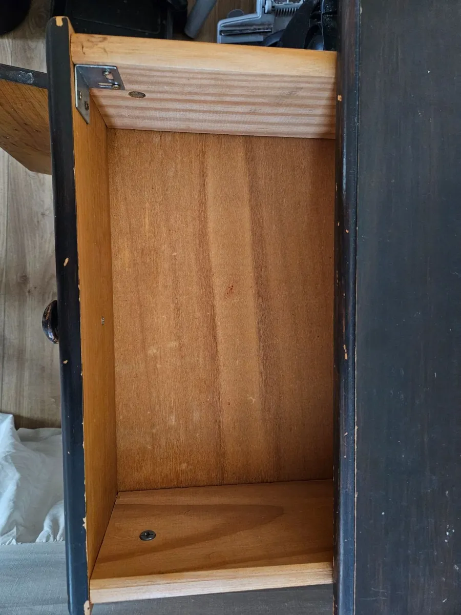 2 Lockers & Double Bed Headboard - Image 2