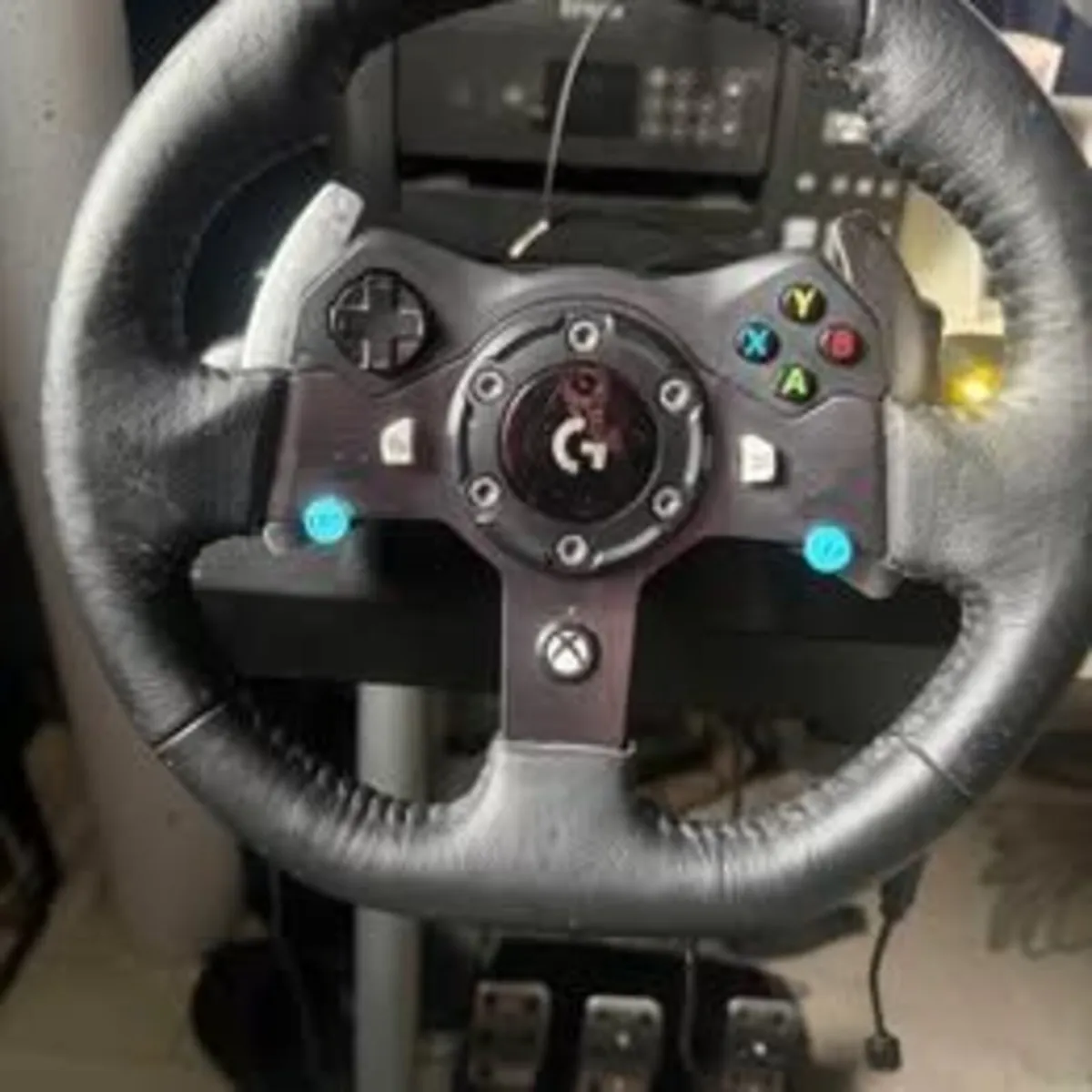 Logitech g920 steering wheel - Image 1
