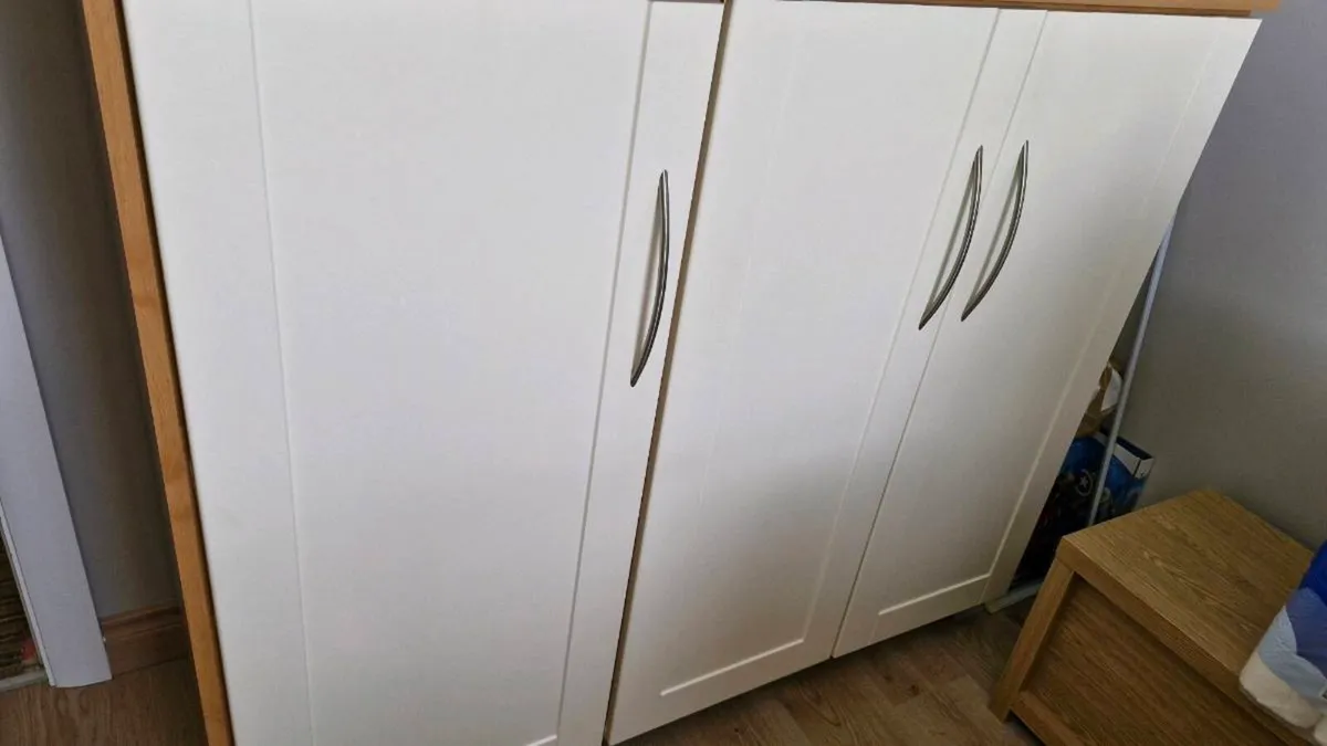 Wardrobes - Image 3