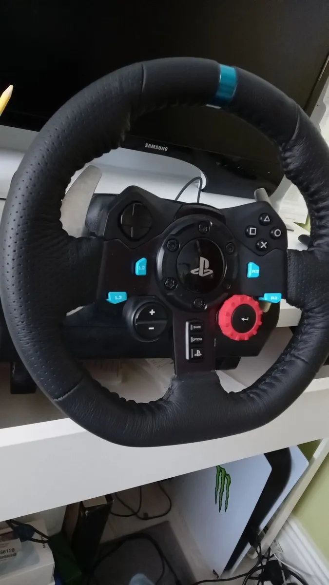 Playstation/Logitech G29 racing wheel+shifter - Image 1