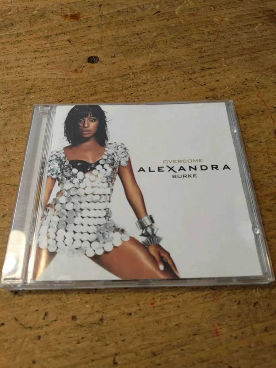 2009 debut studio album Overcome by British singer - Image 1