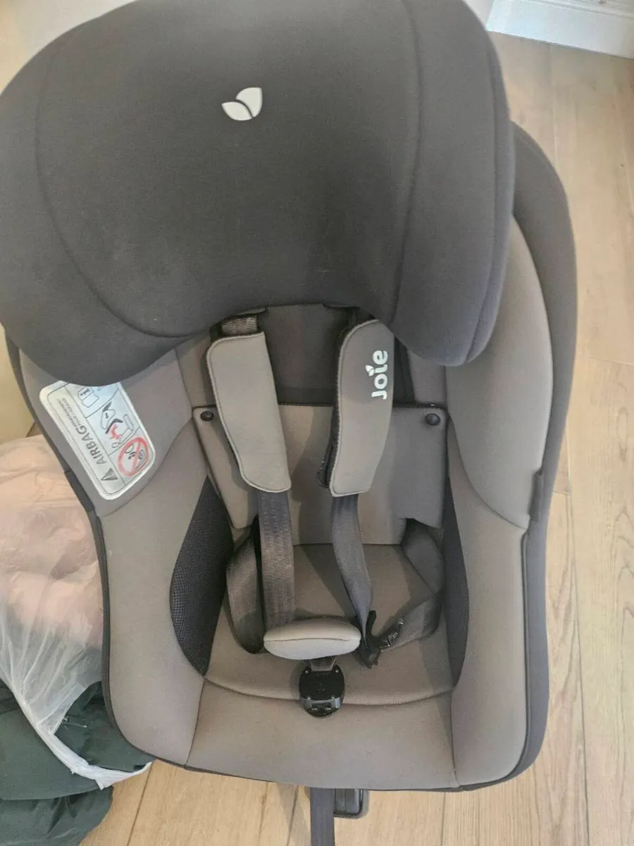 Car seat - Image 2