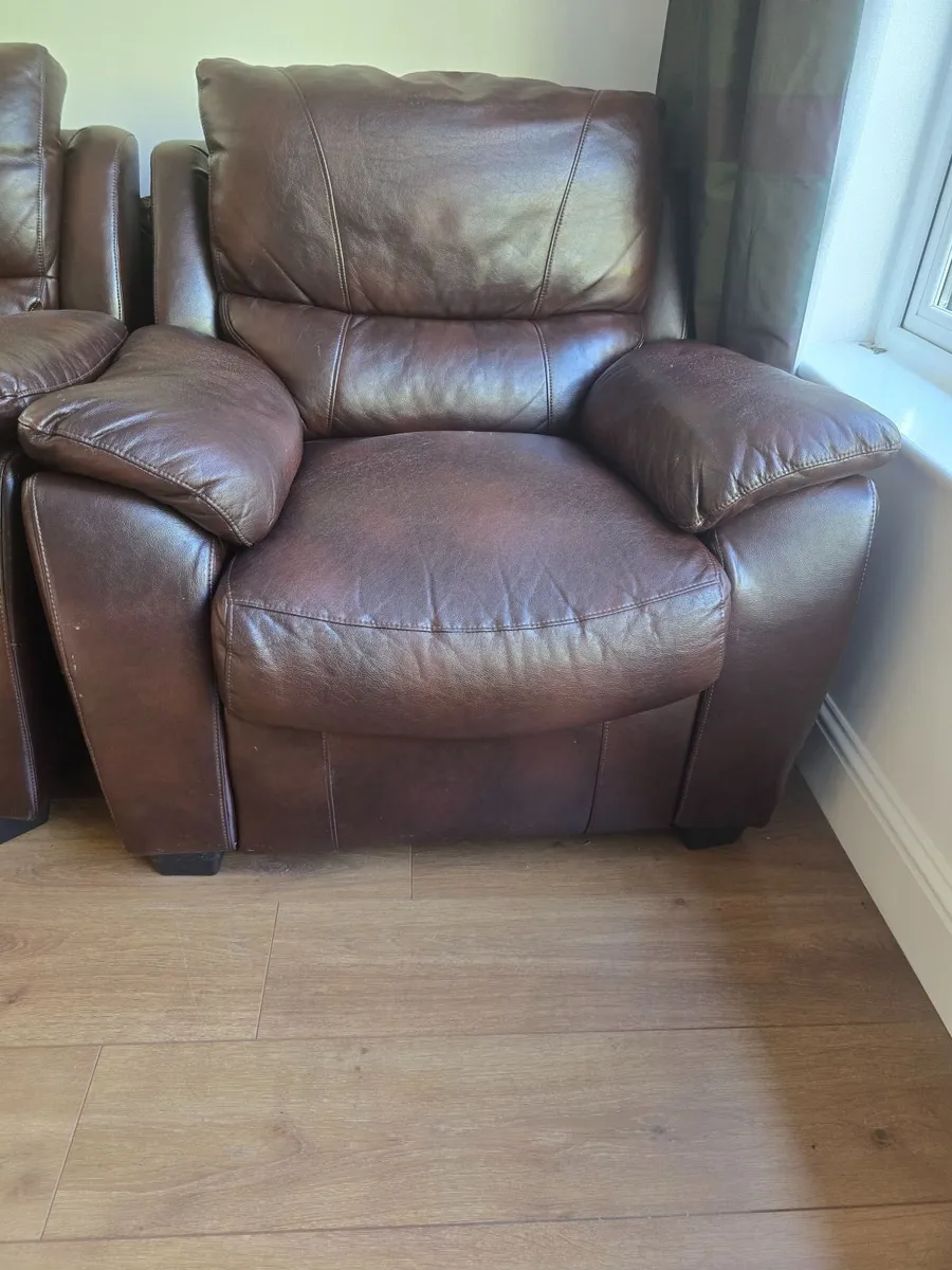 Sofa - Image 3