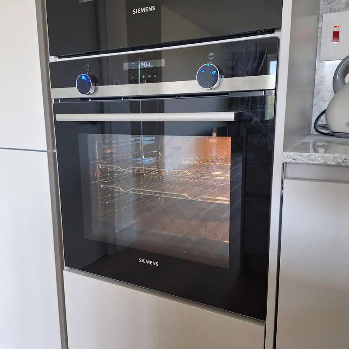 Siemens Oven - Image 2