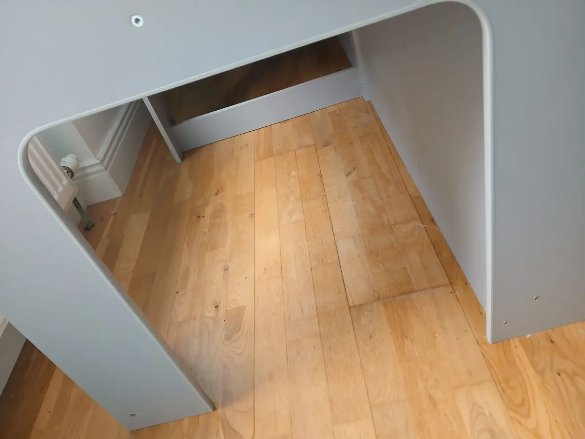 Kids bed - Image 2