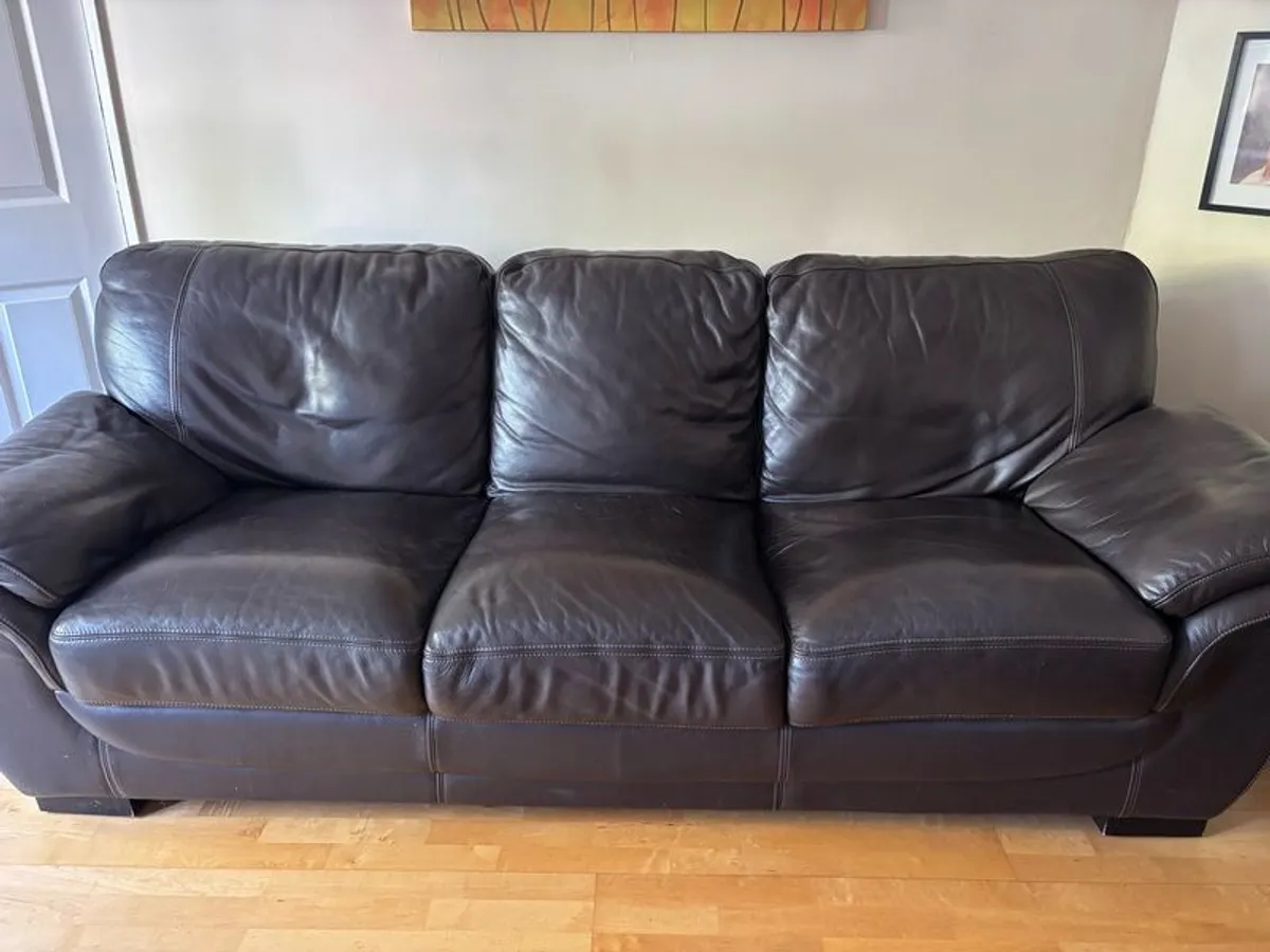 leather - Image 1