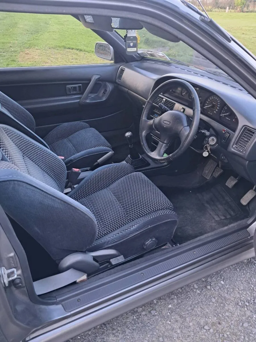 Toyota Corolla Gti Twin Cam - Image 3