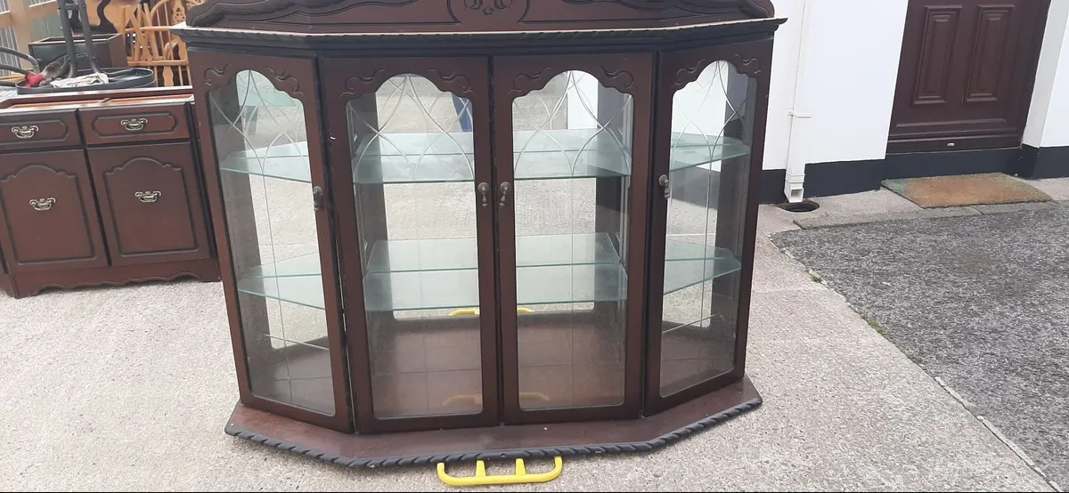Furniture - Image 3
