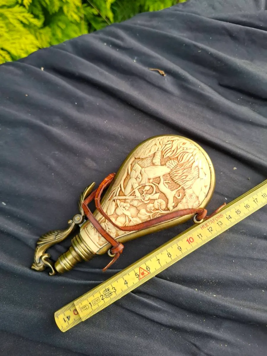 For decorative uses only powder flask - Image 2