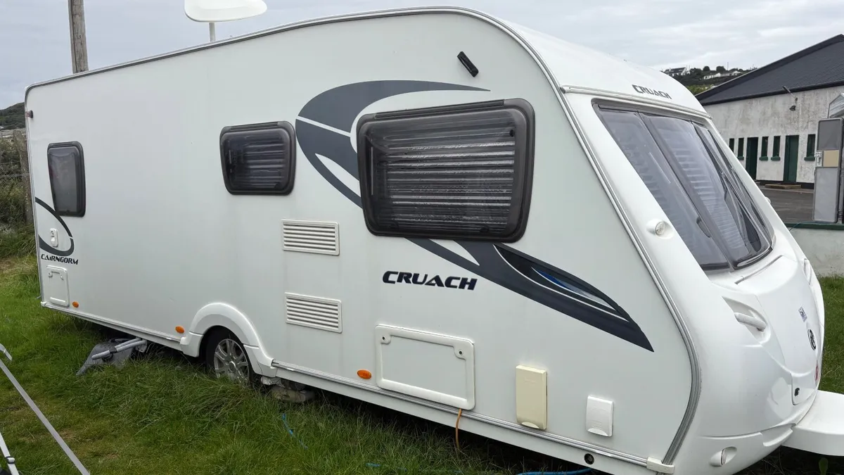 Sterling Cruach Cairngorm Caravan [4 berth] - Image 2
