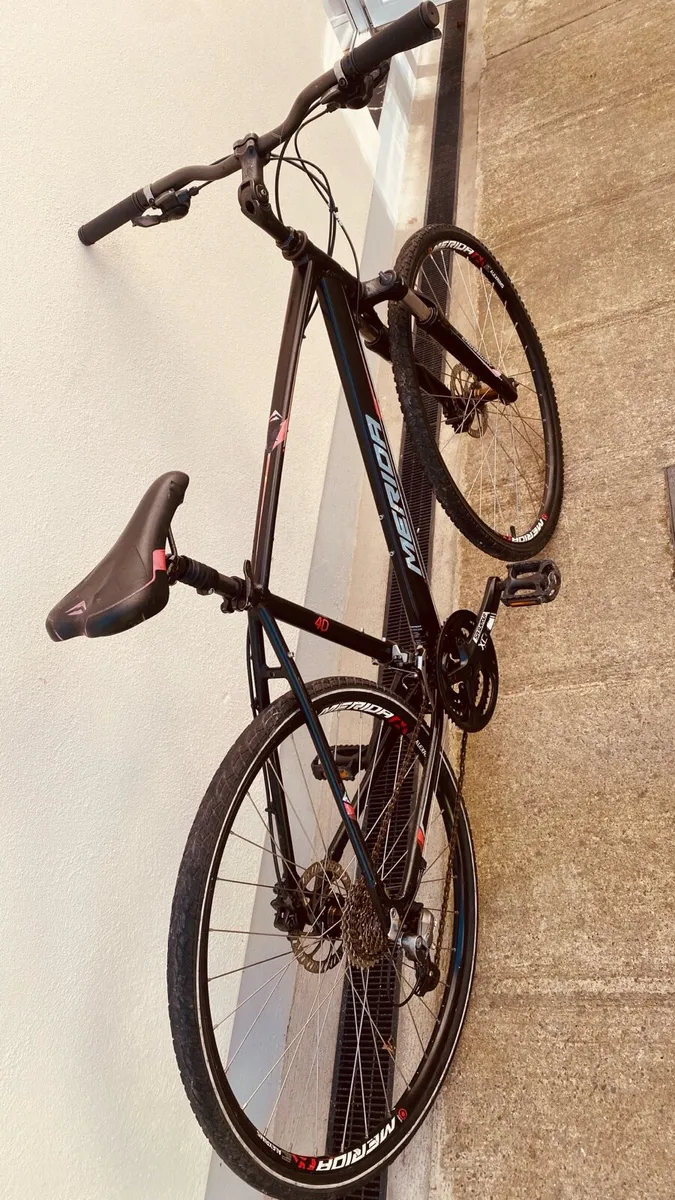 Merida Crossway 40 Hybrid Bike (Large) – €270 - Image 2