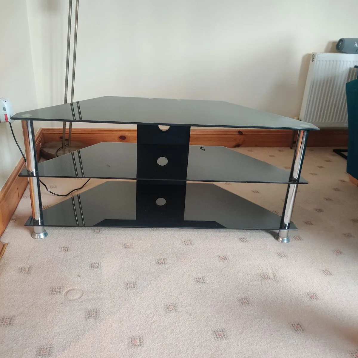 Television table - Image 3