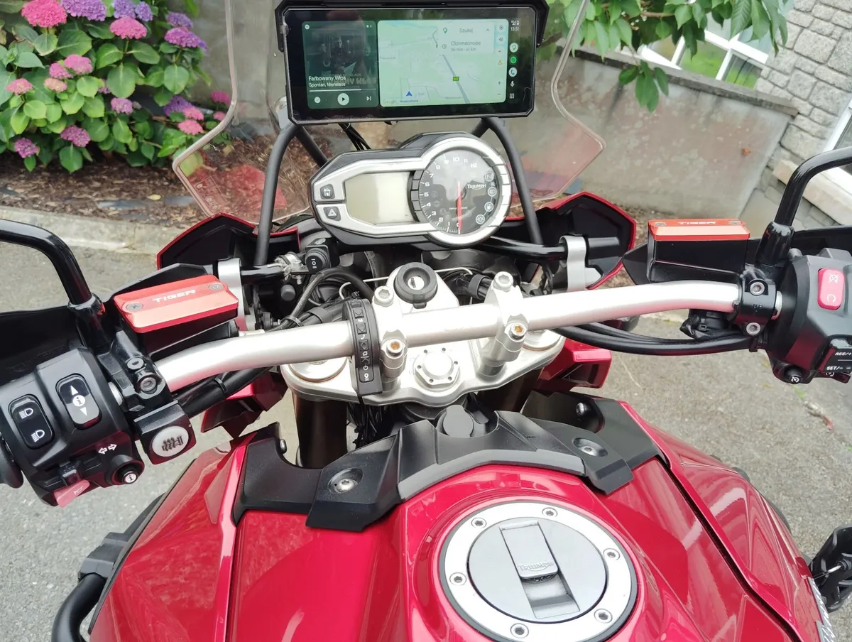 Triumph Tiger 2014 - Image 1