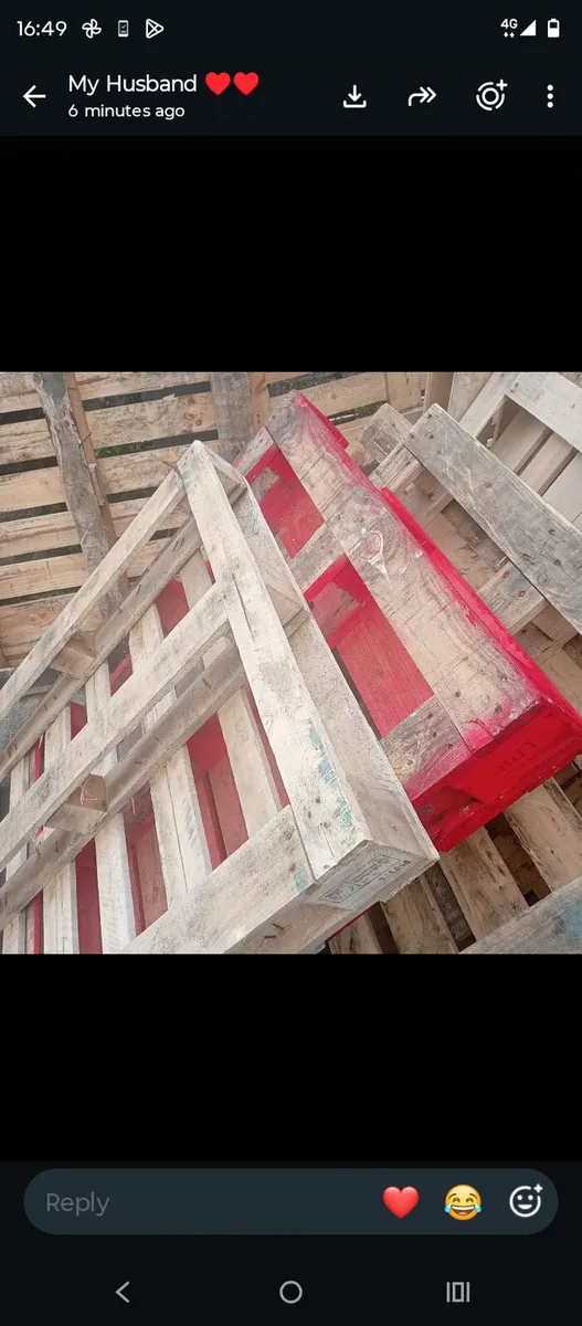 Wood palets - Image 1