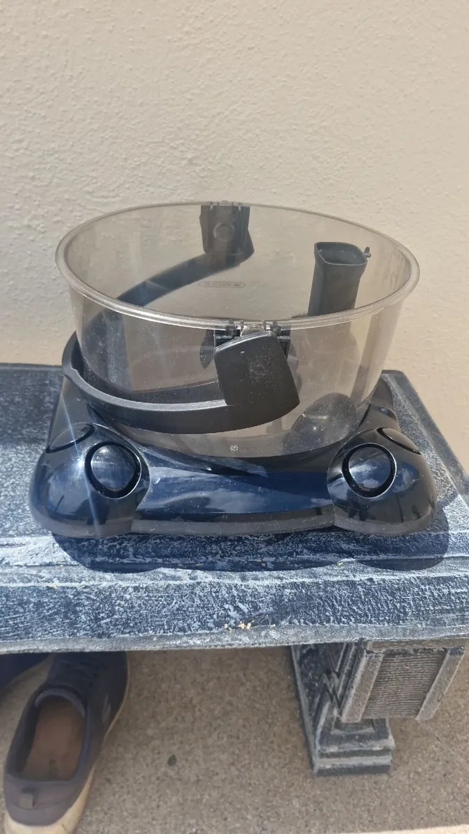 Industrial Hoover Hyla Airand Room Clenaing System - Image 2