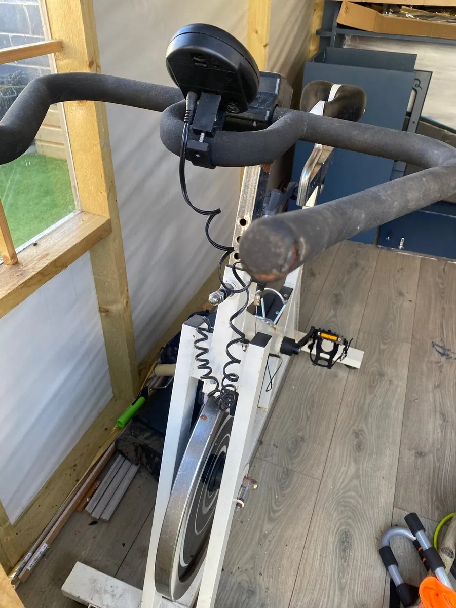 Free Indoor Bike - Image 3