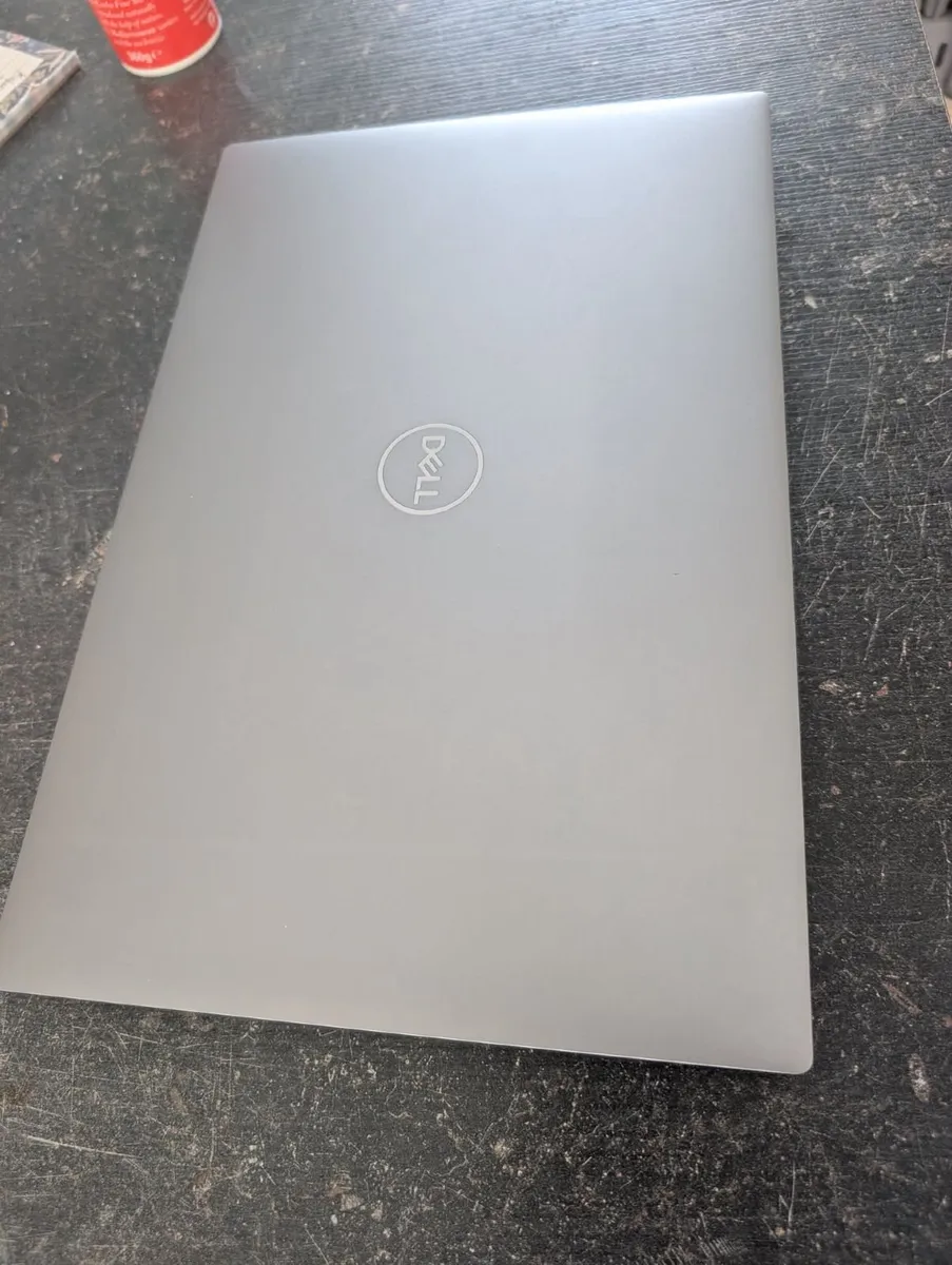 Dell Precision 5550 Laptop | 64GB RAM | 2TB SSD - Image 3