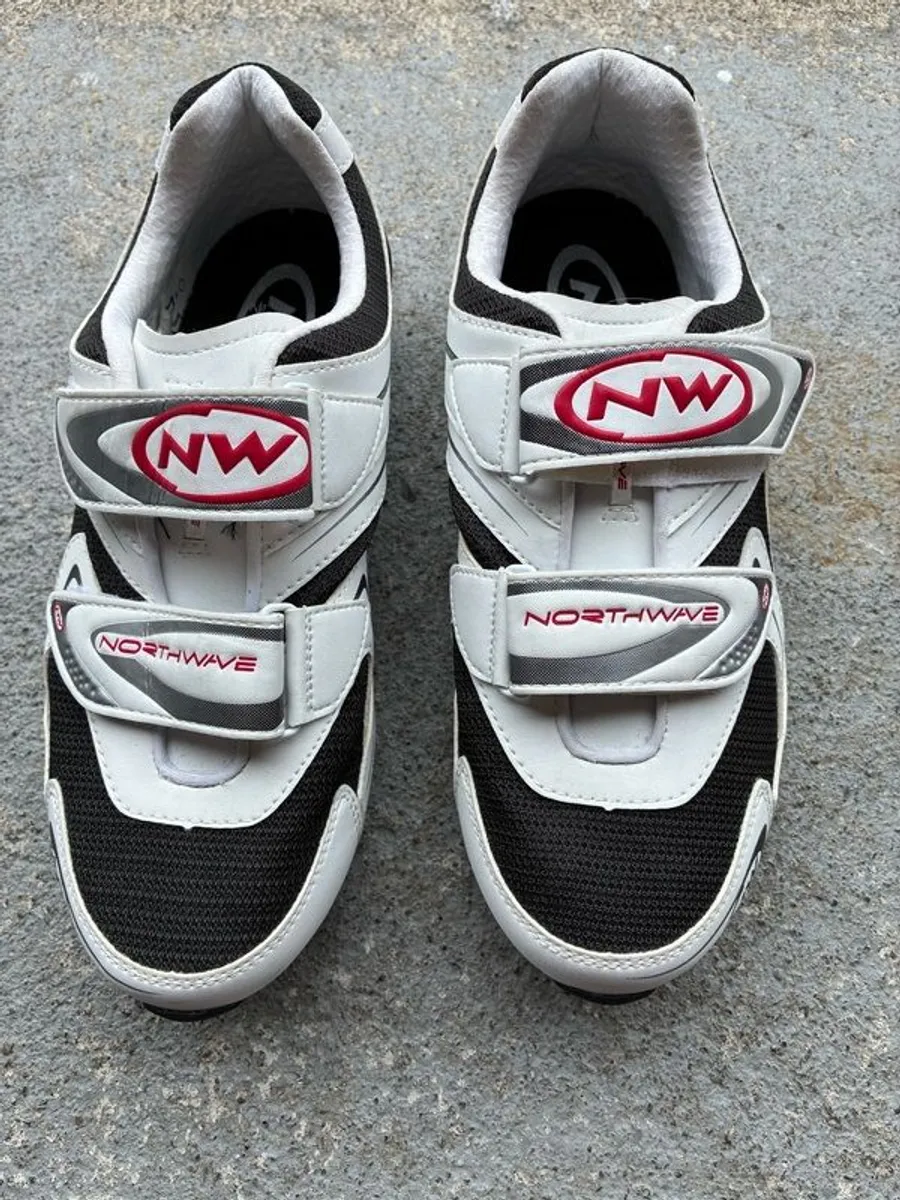 Cycling Shoes size 41 or 7.5 Brand NW Northwave - Image 2