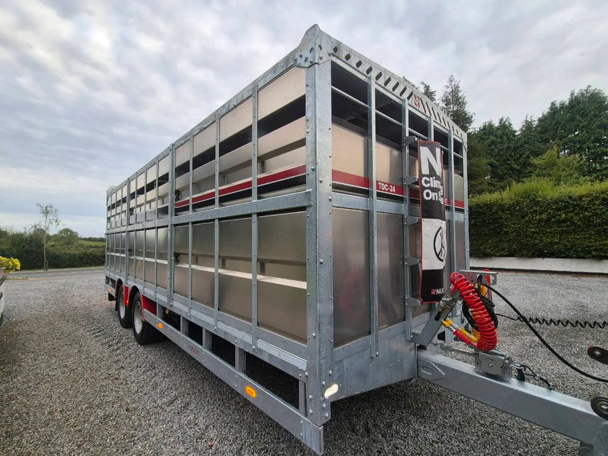 24ft cattle trailer - Image 3