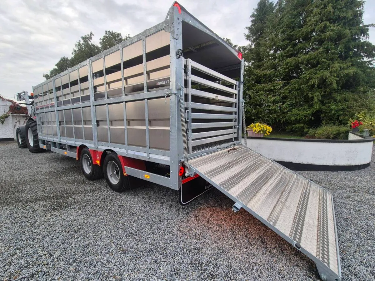 24ft cattle trailer - Image 4