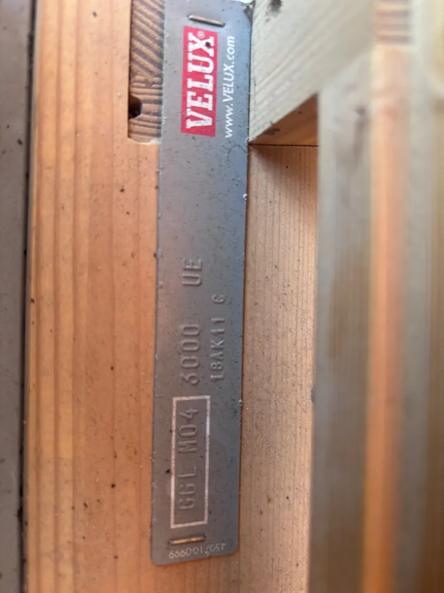 VELUX Roof window Second Hand - Image 2