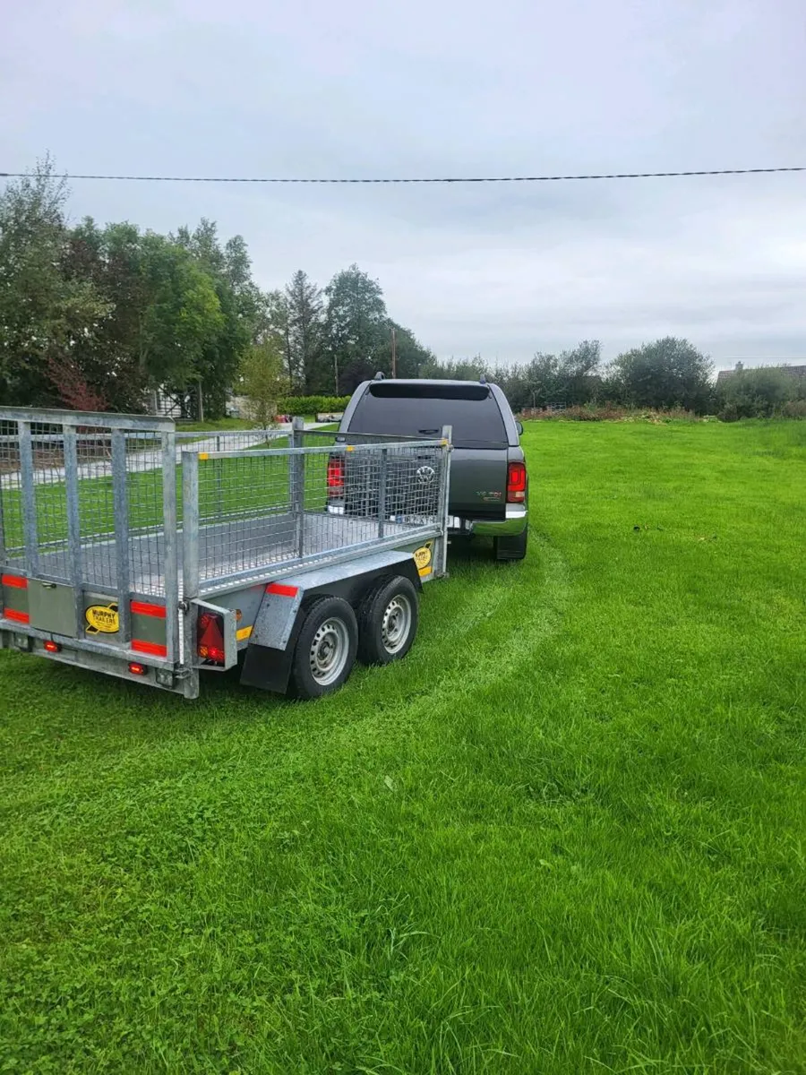 Volkswagen Amarok and Trailer - Image 4
