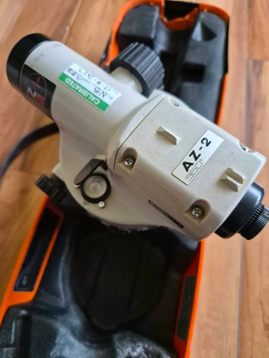 Automatic optical level - Image 1