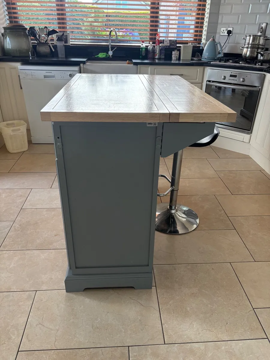 Kitchen island - Image 4