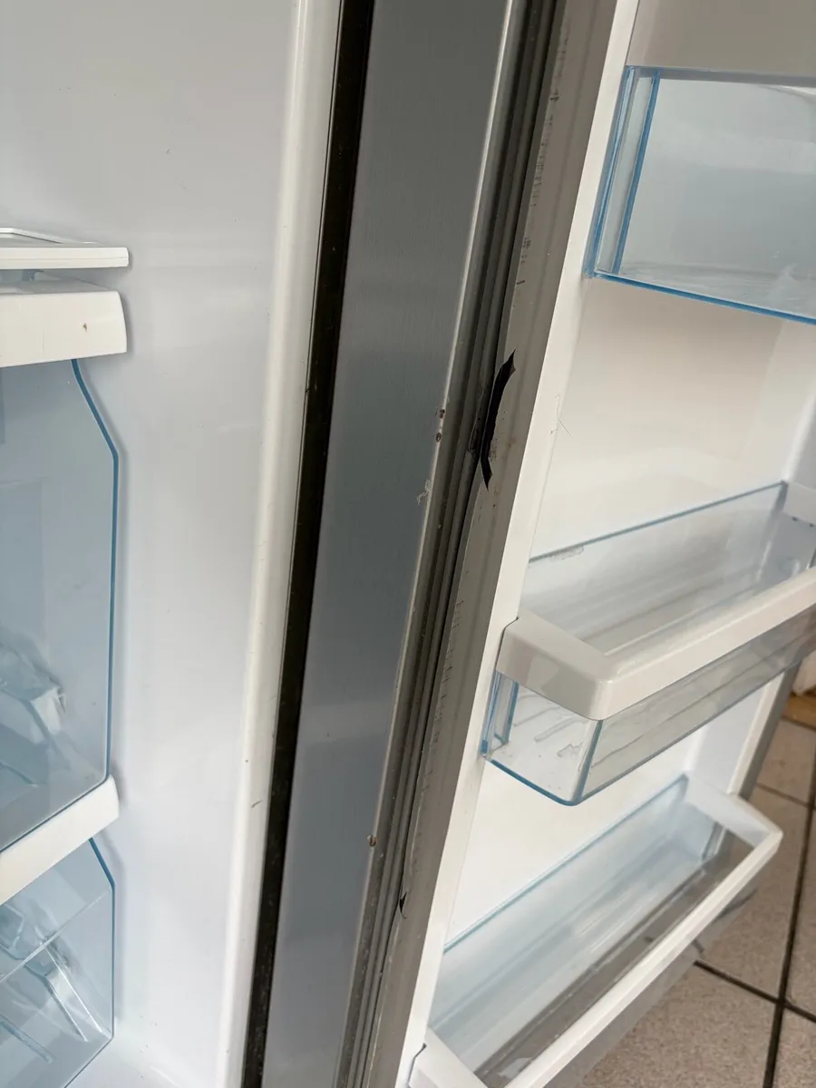 Bosch Side-by-Side Fridge Freezer, Stainless Steel - Image 3