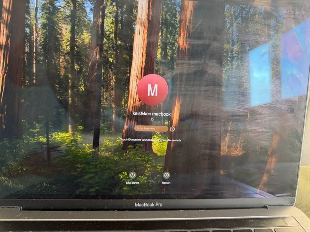 macbook pro 2018 13 inch - space grey - Image 2