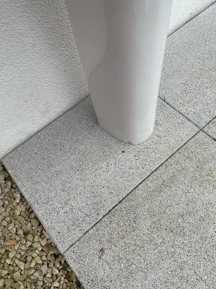 Wash hand basin and pedestal - Image 4