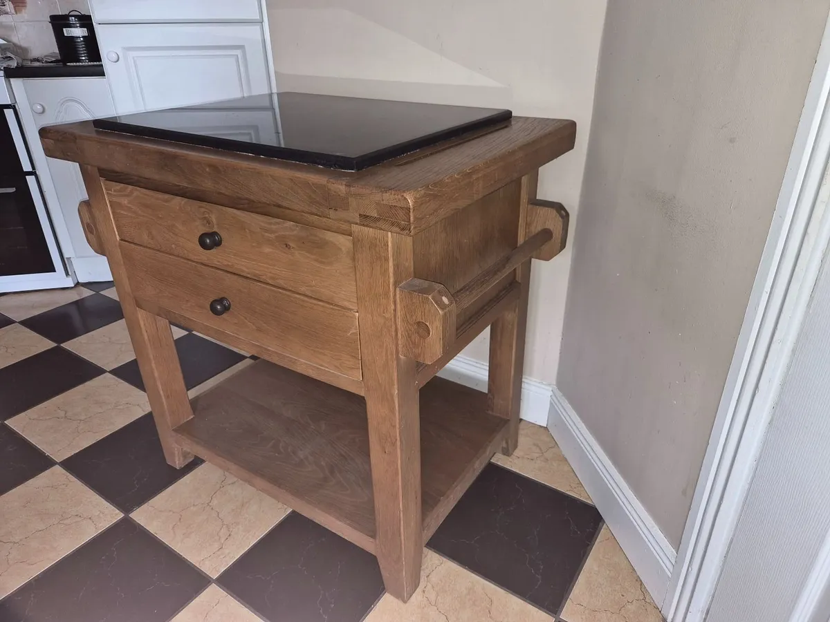 Kitchen Island - Image 1