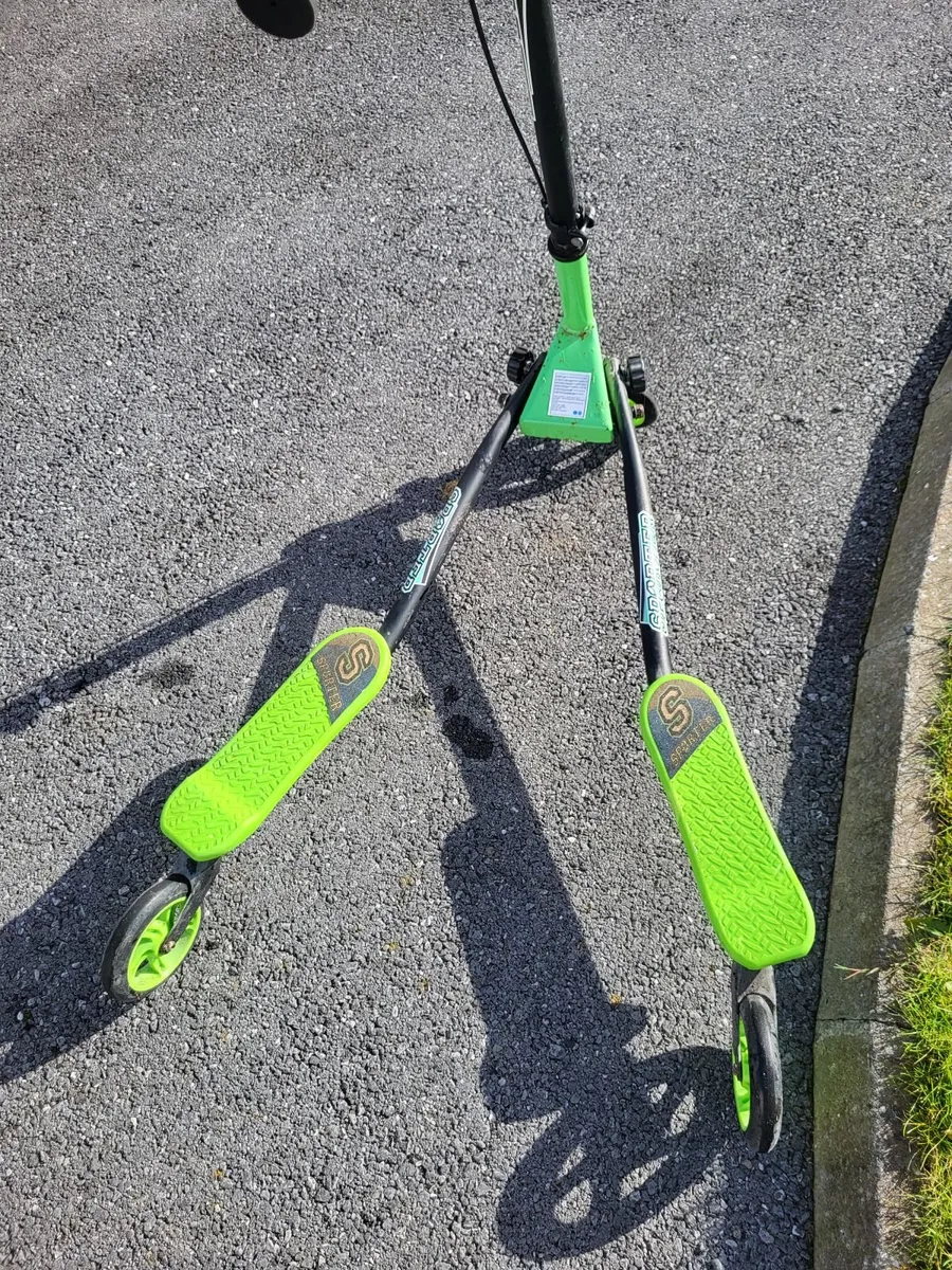 Kids scooter - Image 2