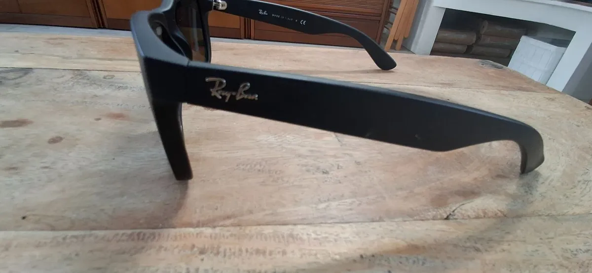 Ray ban sunglasses - Image 2