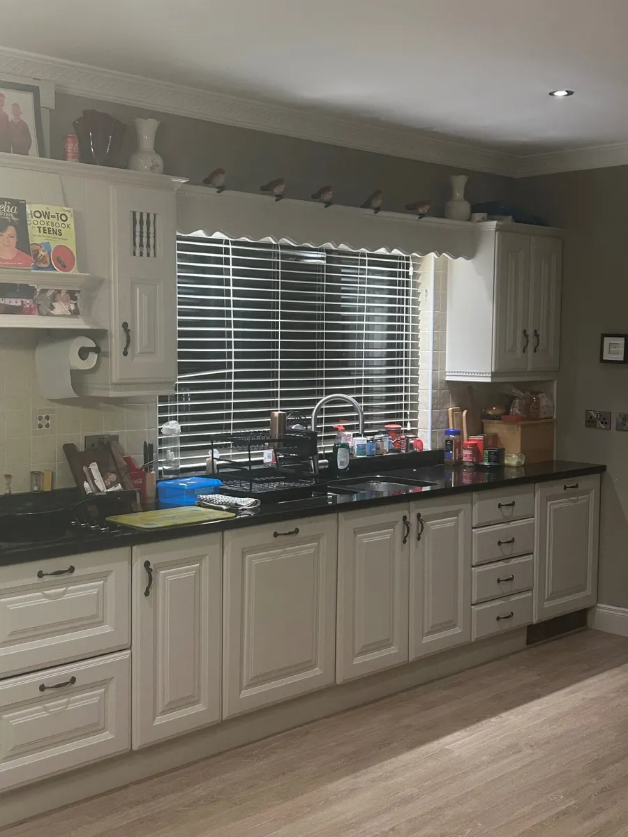 Full kitchen - Image 4