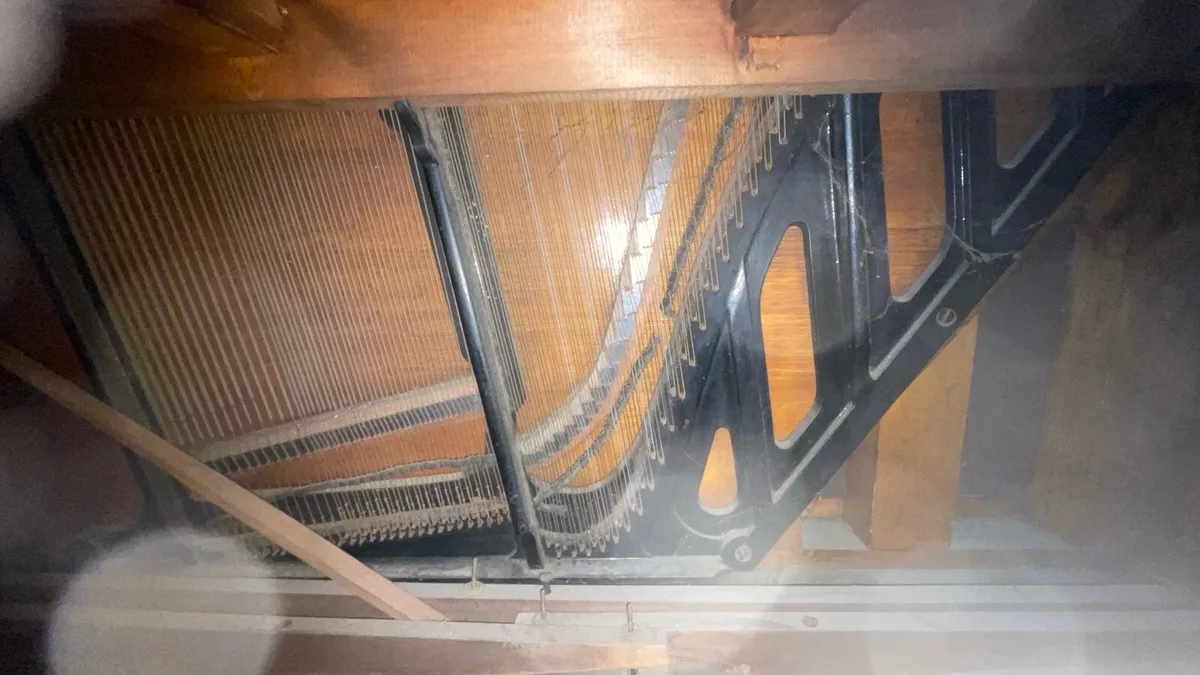 Piano - Image 4